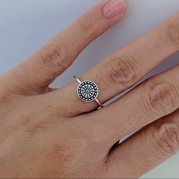 Sterling silver small mandala ring, silver mandala ring, dainty mandala ring - Picture 5 of 9